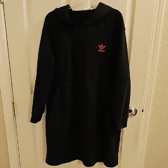 ❤️🖤❤️Adidas Chinese Lunar New Year Black Hoodie Dress - Oversized - Picture 2 of 11